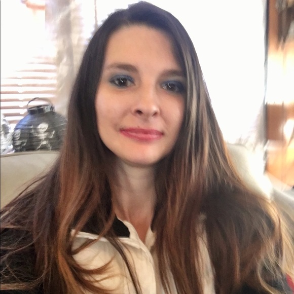 Meet your Posher, Trista - Picture 2 of 8